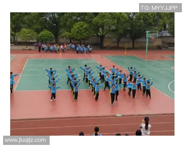 运动周娜独家分享滑板技巧与心得助你提升体育水平 运动周娜独家分享滑板技巧与心得助你提升体育水平